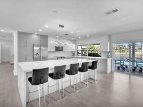 5421 N 36th Ct, Hollywood FL 33021