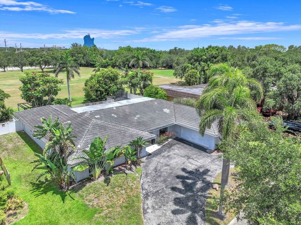 5421 N 36th Ct, Hollywood FL 33021