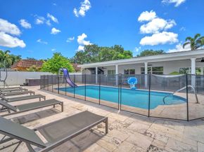 5421 N 36th Ct, Hollywood FL 33021
