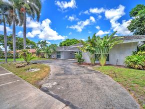 5421 N 36th Ct, Hollywood FL 33021