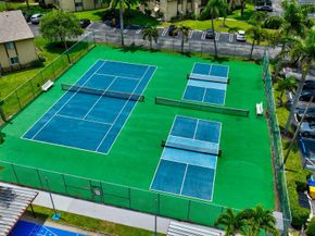 340 Pine Ridge Circle C1, Greenacres FL 33463