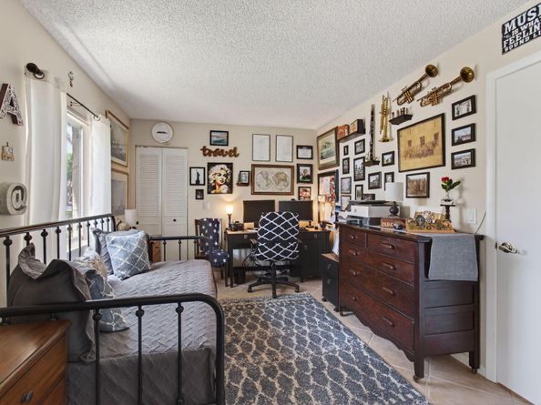 340 Pine Ridge Circle C1, Greenacres FL 33463