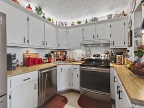 340 Pine Ridge Circle C1, Greenacres FL 33463