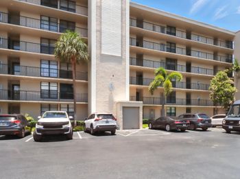 6 Royal Palm 105 Way