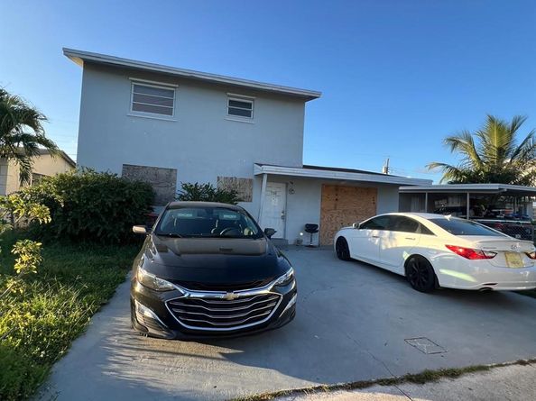 758 SW 3rd Pl, Dania Beach FL 33004