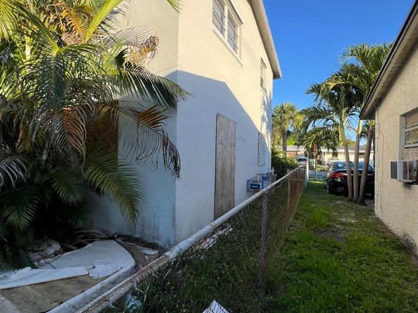 758 SW 3rd Pl, Dania Beach FL 33004