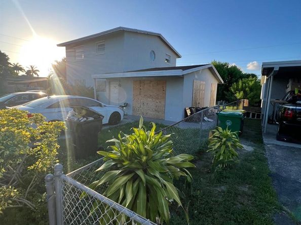 758 SW 3rd Pl, Dania Beach FL 33004
