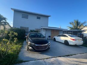 758 SW 3rd Pl, Dania Beach FL 33004