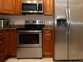 2430 NW 13 St, Pompano Beach FL 33069