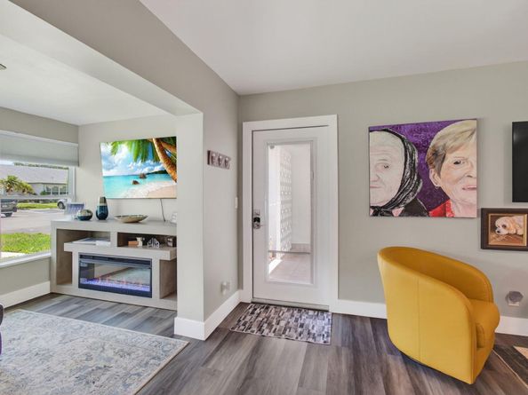 1170 S Drive Circle B, Delray Beach FL 33445