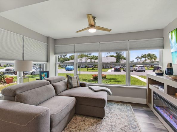1170 S Drive Circle B, Delray Beach FL 33445