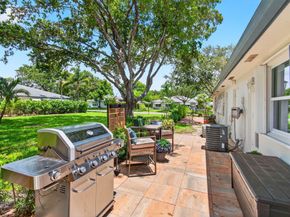 1170 S Drive Circle B, Delray Beach FL 33445