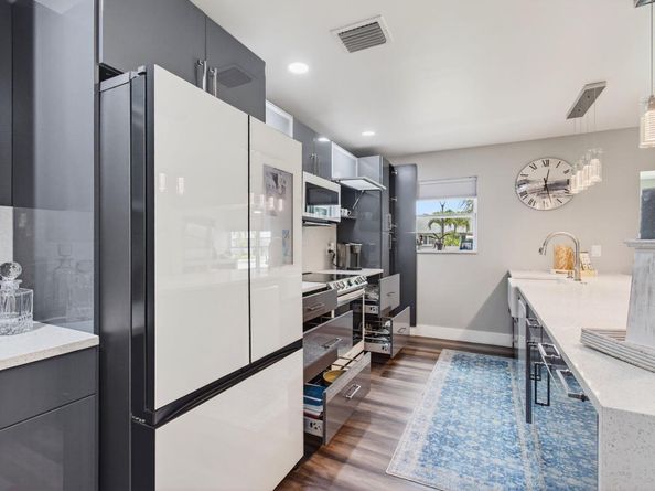 1170 S Drive Circle B, Delray Beach FL 33445