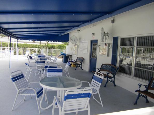 1170 S Drive Circle B, Delray Beach FL 33445