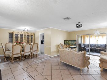 970 SW 67th Ave