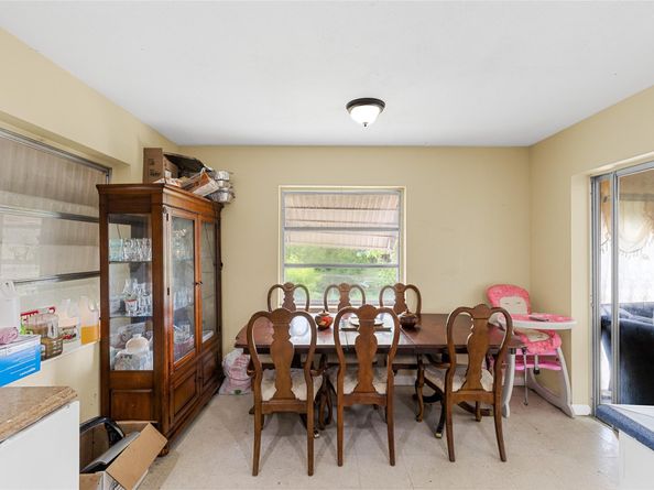 970 SW 67th Ave, North Lauderdale FL 33068