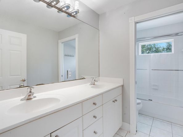 220 Blackbird Lane, Jupiter FL 33458
