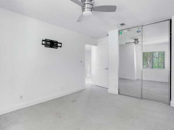220 Blackbird Lane, Jupiter FL 33458