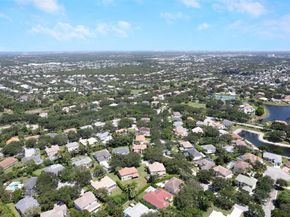 220 Blackbird Lane, Jupiter FL 33458