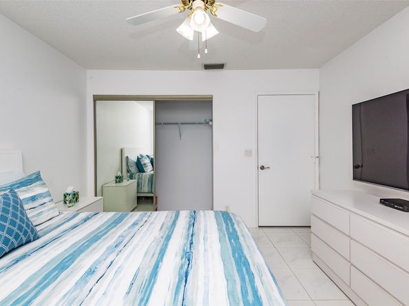 8077 Whispering Palm Dr 1, Boca Raton FL 33496