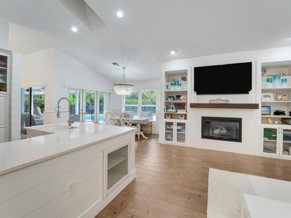 15864 78th Drive N, Palm Beach Gardens FL 33418
