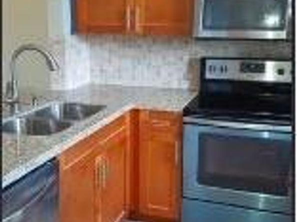 940 NW 106th Ter 203, Hollywood FL 33026