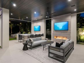 372 E Alexander Palm Road, Boca Raton FL 33432