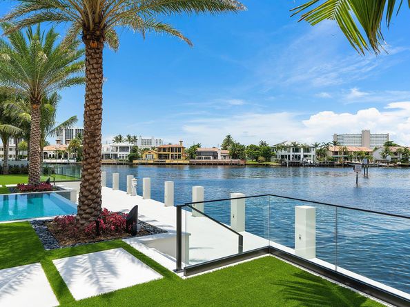 372 E Alexander Palm Road, Boca Raton FL 33432