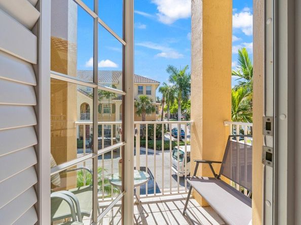 1874 Via Sofia, Boynton Beach FL 33426
