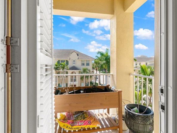 1874 Via Sofia, Boynton Beach FL 33426