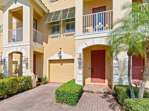 1874 Via Sofia, Boynton Beach FL 33426