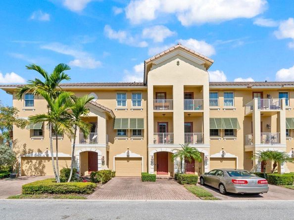 1874 Via Sofia, Boynton Beach FL 33426