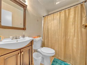 3260 NW 174th St, Miami Gardens FL 33056