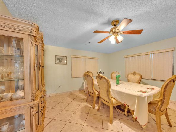 3260 NW 174th St, Miami Gardens FL 33056