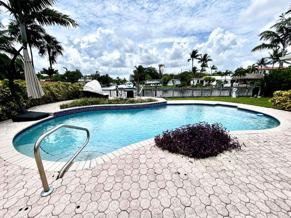 12900 N Bayshore Dr, North Miami FL 33181