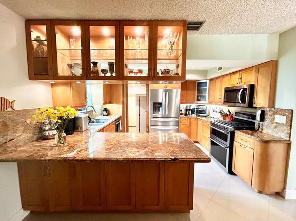 12900 N Bayshore Dr, North Miami FL 33181