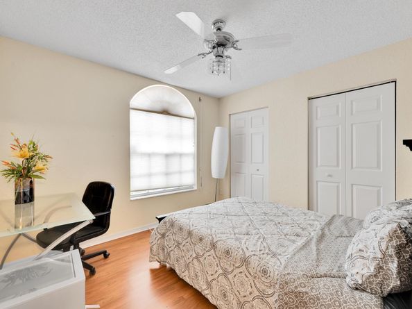 1601 SW 158th Ave, Pembroke Pines FL 33027