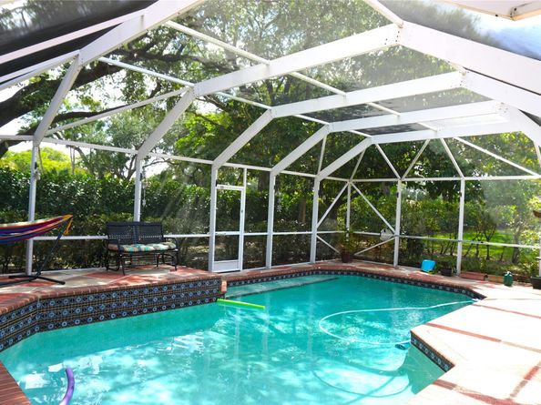 9124 NW 50th Ct, Coral Springs FL 33067