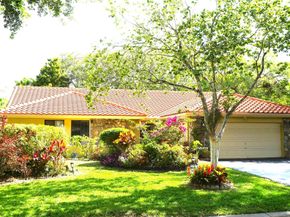 9124 NW 50th Ct, Coral Springs FL 33067