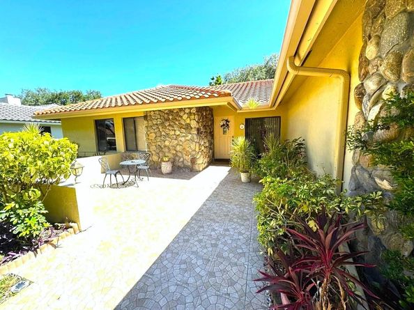 9124 NW 50th Ct, Coral Springs FL 33067