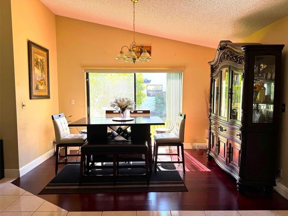 9124 NW 50th Ct, Coral Springs FL 33067