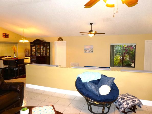 9124 NW 50th Ct, Coral Springs FL 33067