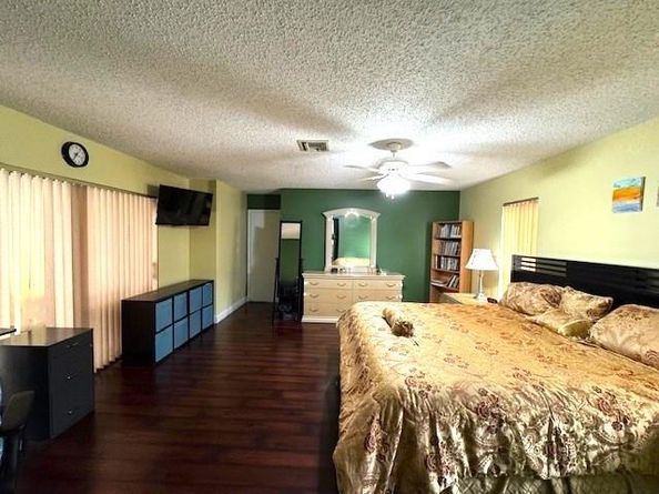 9124 NW 50th Ct, Coral Springs FL 33067