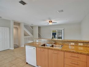2540 SW 14TH Av 202, Fort Lauderdale FL 33315