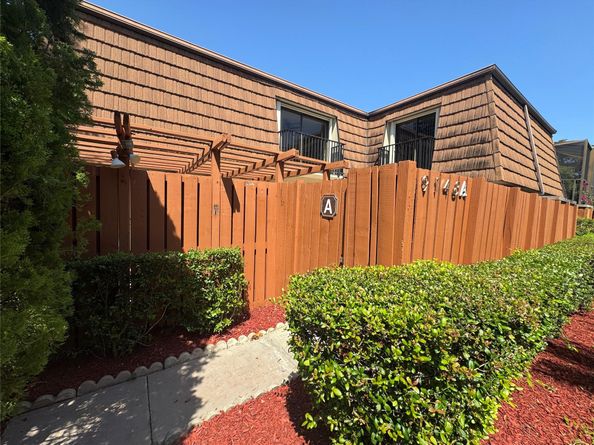 9148 SW 23rd St A, Davie FL 33324