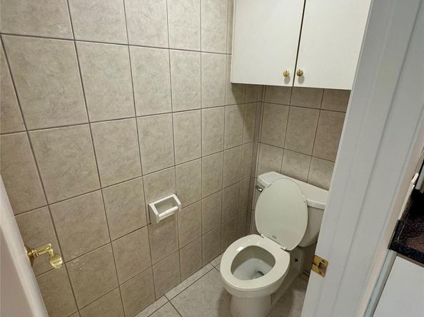 9148 SW 23rd St A, Davie FL 33324