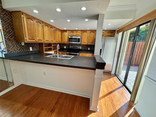 9148 SW 23rd St A, Davie FL 33324