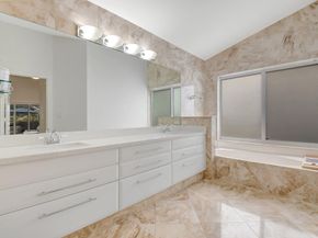 5977 Wedgewood Village Circle, Lake Worth FL 33463