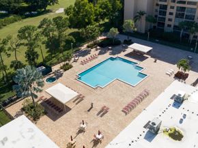 7770 Tahiti Lane 408, Lake Worth FL 33467