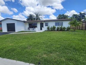 8301 NW 17th Ct, Pembroke Pines FL 33024